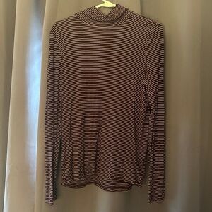 American Eagle Maroon Turtleneck